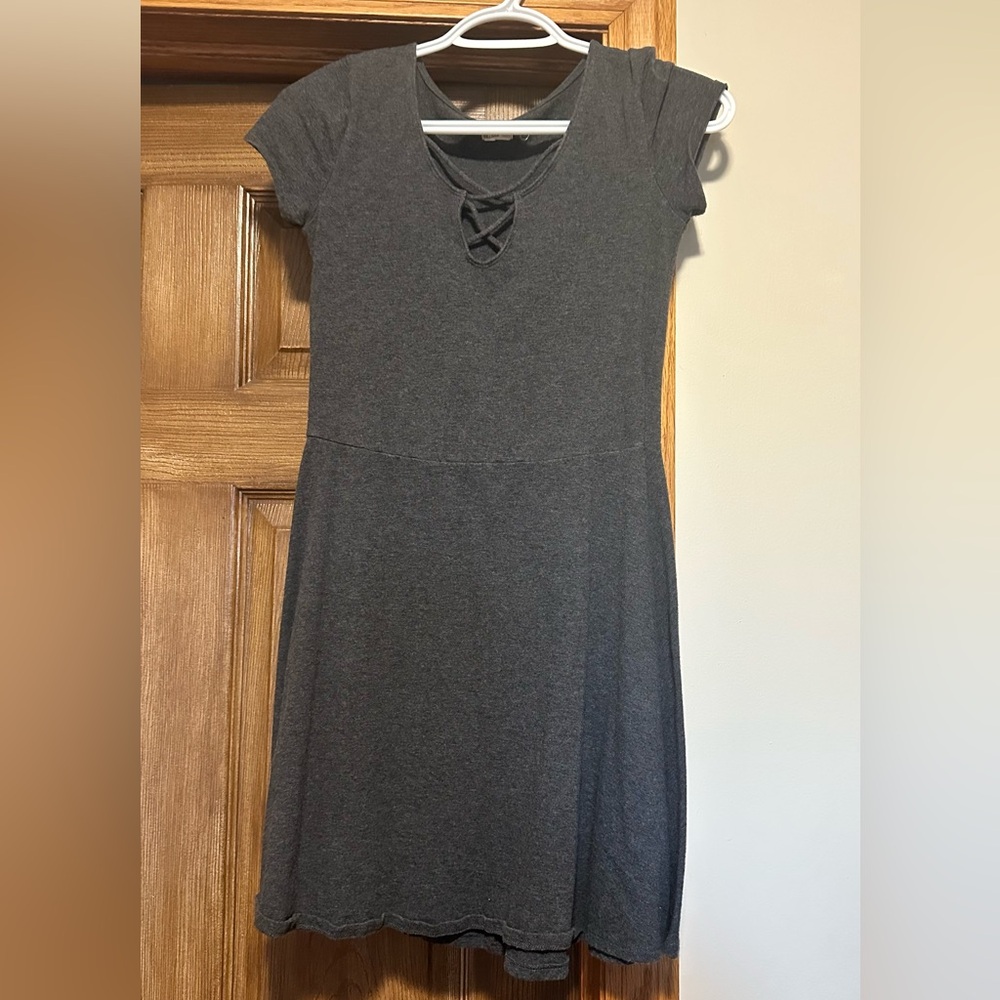 Hollister Grey Women's Dress with short sleeve - Picture 1 of 5